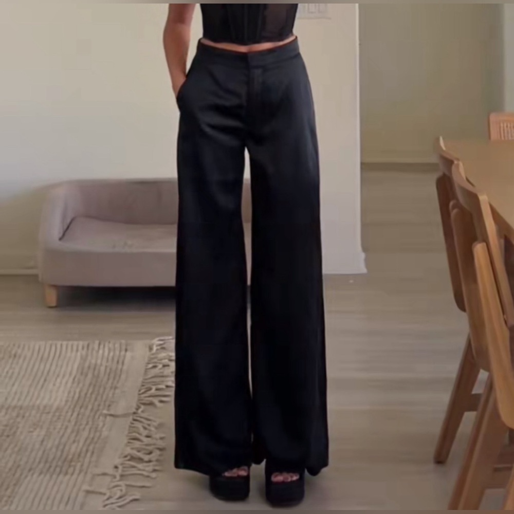 Abercrombie and fitch satin wide leg trouser pants size 28